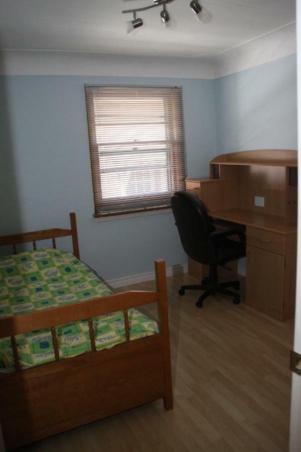 Mcmaster Accommodations Hamilton Bilik gambar